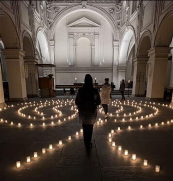 Dem Licht zugewand(ert)! – Feierabend-Pilgerwanderungen im Advent